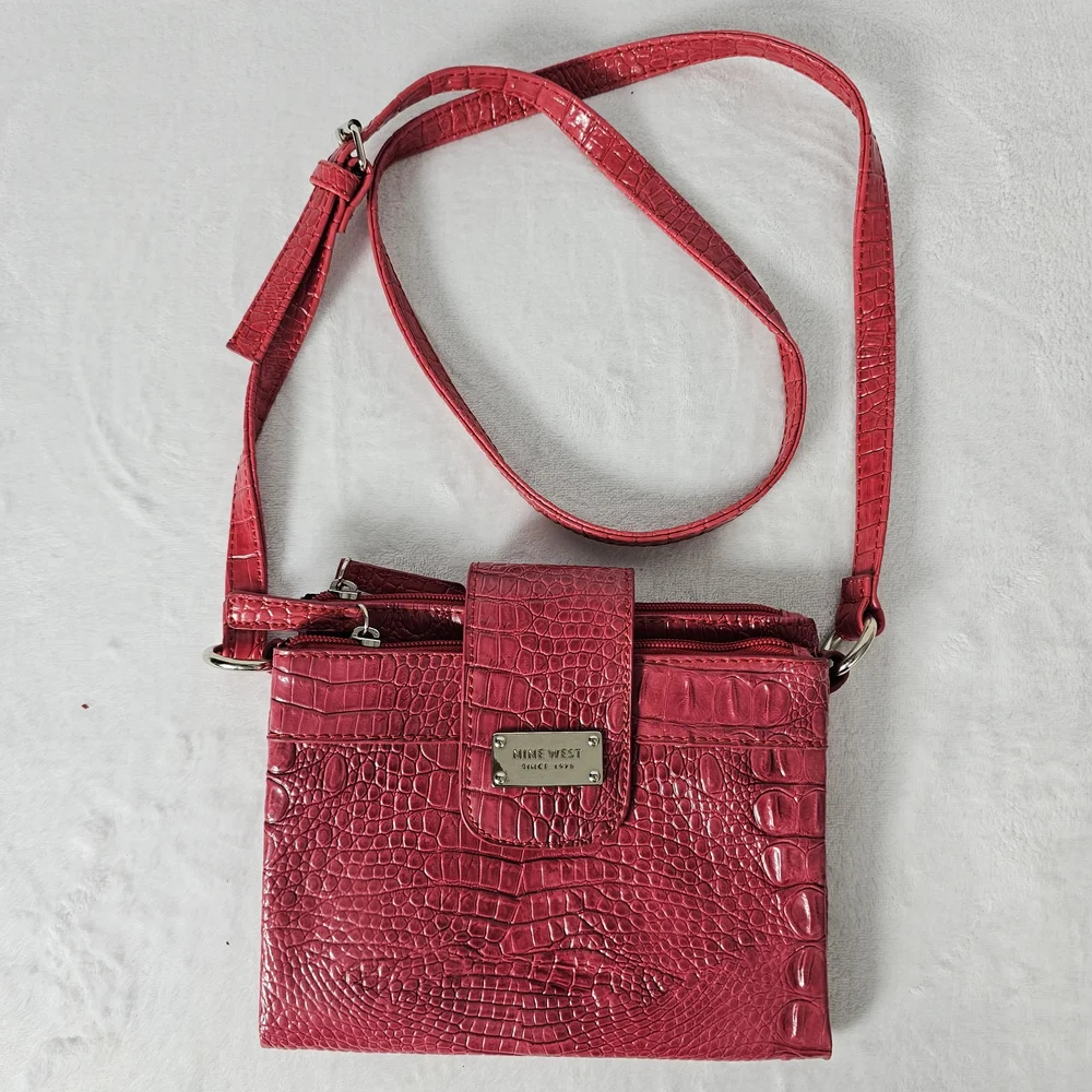 Nine West Red Mock Croc Faux Leather Crossbody Bag Purse Adjustable Strap